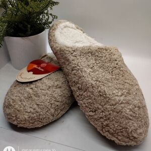 EverFoams Women's Shearling Memory Foam Full Slippers in Gray, Size 7-8 NWT